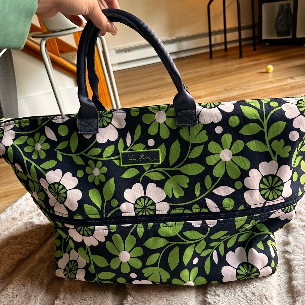 Vera Bradley Navy Floral Tote — Green & White